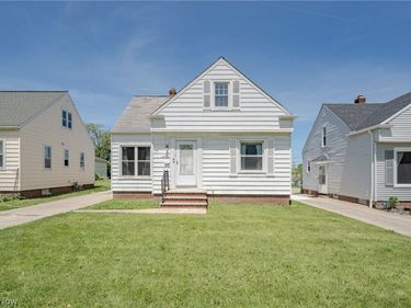 11007 Wallingford Avenue, Garfield Heights, OH 44125