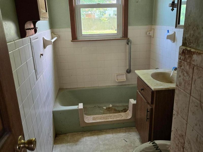 490 Dyas Drive , Mansfield, OH 44905 Photo 6