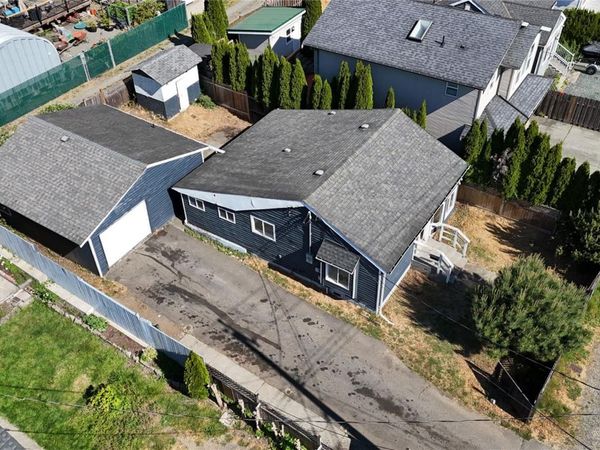 228 View St , Nanaimo, BC V9R 4N7