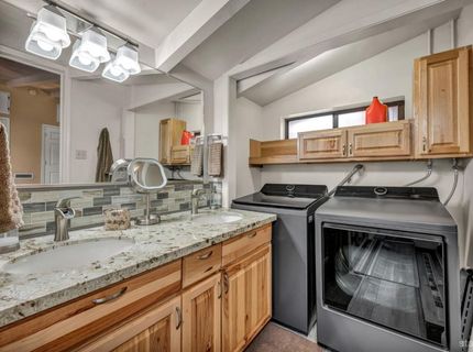 684 Julie Lane, South Lake Tahoe, CA 96150 Photo