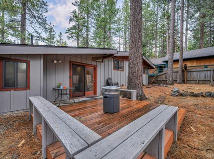 684 Julie Lane, South Lake Tahoe, CA 96150 Photo
