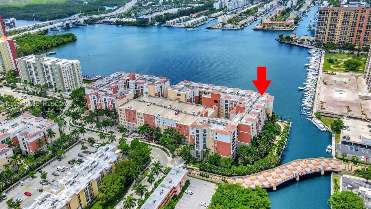 17150 N Bay Rd , Unit 2808, Sunny Isles Beach, FL 33160 Photo