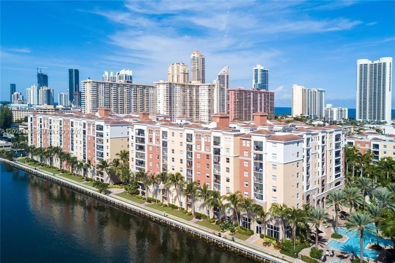 17150 N Bay Rd, Unit 2808, Sunny Isles Beach, FL 33160 Photo
