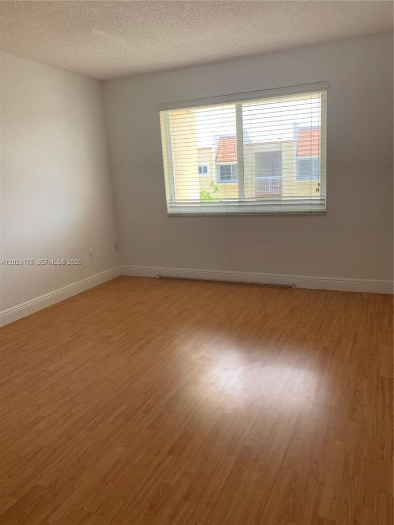 7703 Camino Real, Unit A-405, Miami, FL 33143 Photo