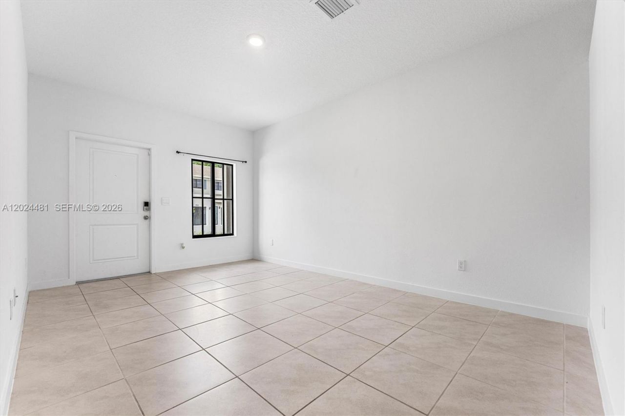 4825 Dillion St , Lake Worth, FL 33463 Photo
