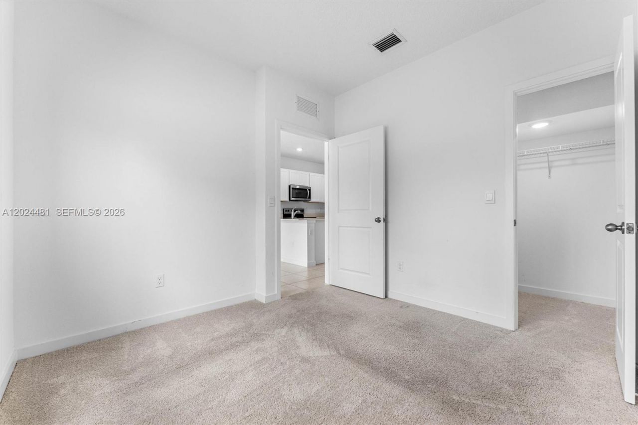 4825 Dillion St , Lake Worth, FL 33463 Photo