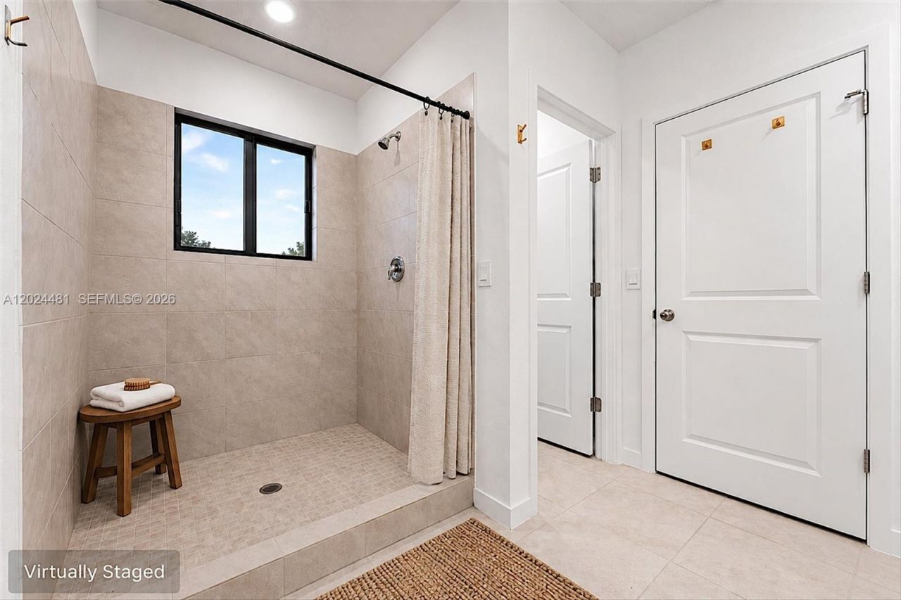 4825 Dillion St , Lake Worth, FL 33463 Photo