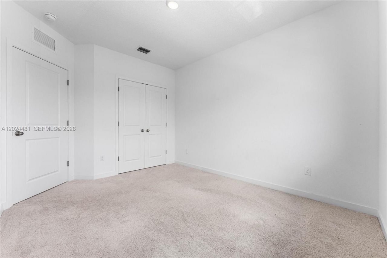 4825 Dillion St , Lake Worth, FL 33463 Photo