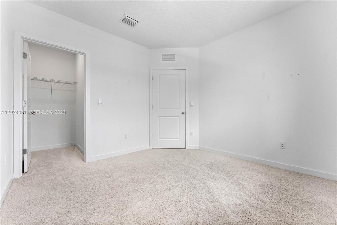 4825 Dillion St , Lake Worth, FL 33463 Photo
