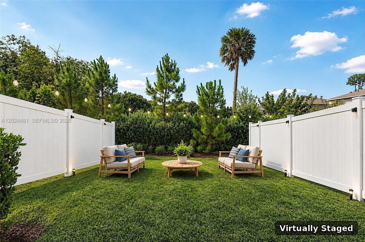 4825 Dillion St , Lake Worth, FL 33463 Photo
