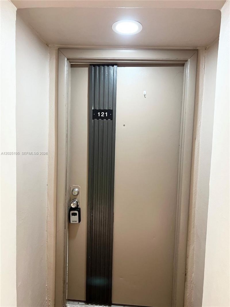 8400 SW 133rd Ave Rd, Unit 121, Miami, FL 33183 Photo