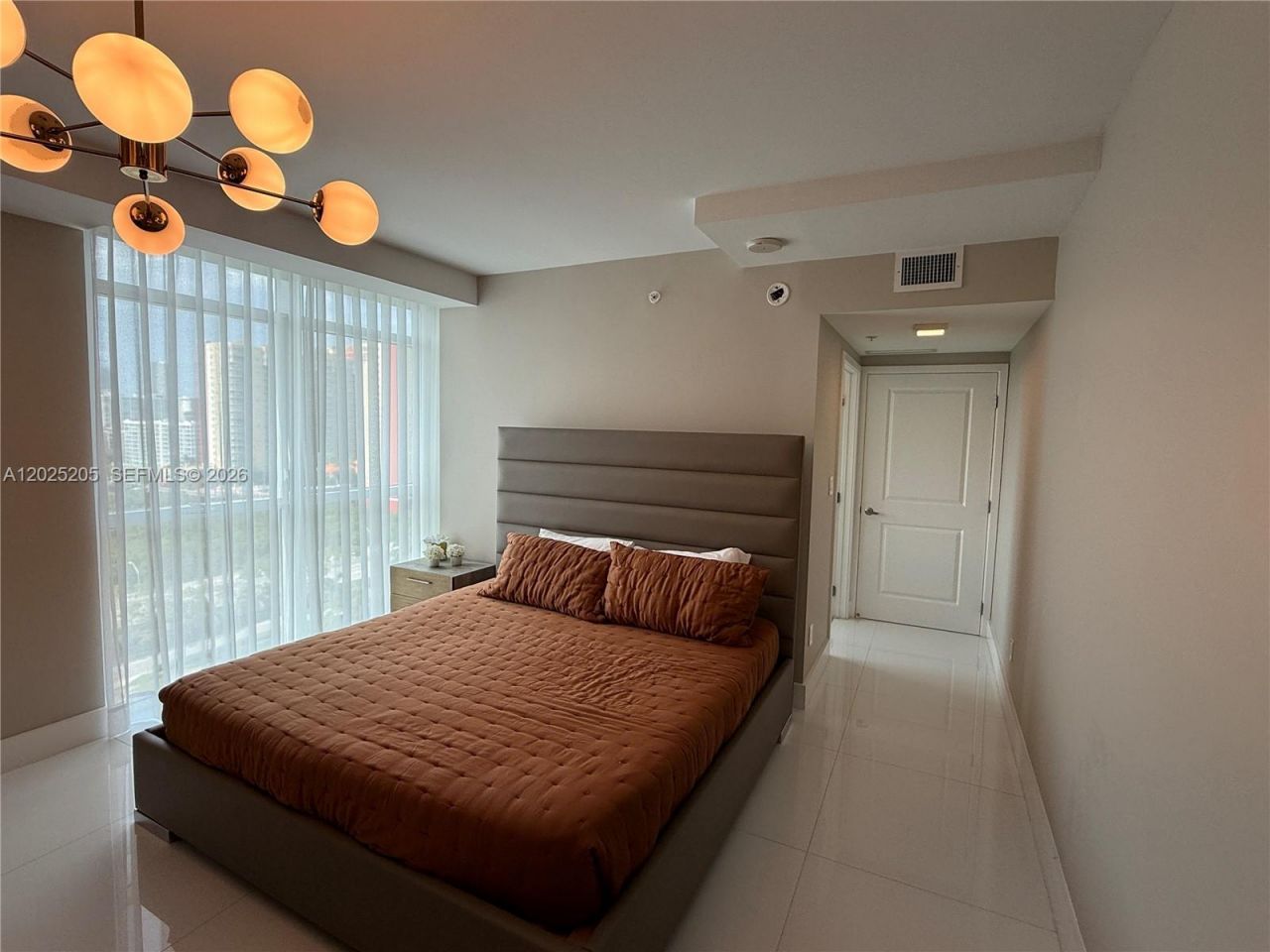 400 Sunny Isles Blvd, Unit 1404, Sunny Isles Beach, FL 33160 Photo