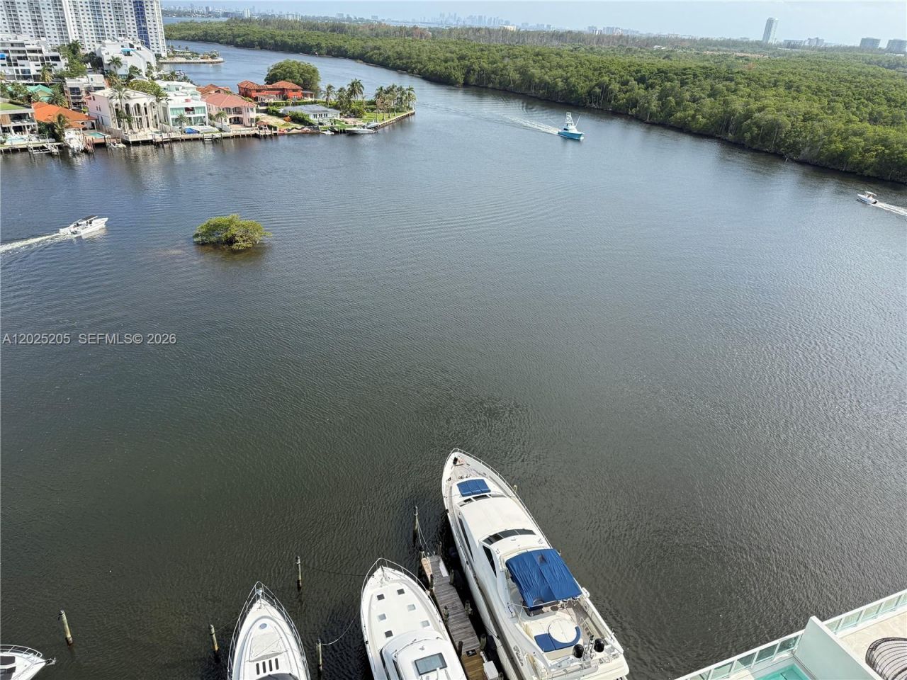 400 Sunny Isles Blvd, Unit 1404, Sunny Isles Beach, FL 33160 Photo