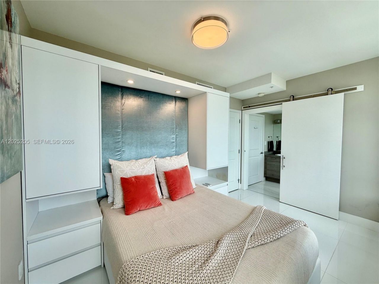 400 Sunny Isles Blvd, Unit 1404, Sunny Isles Beach, FL 33160 Photo