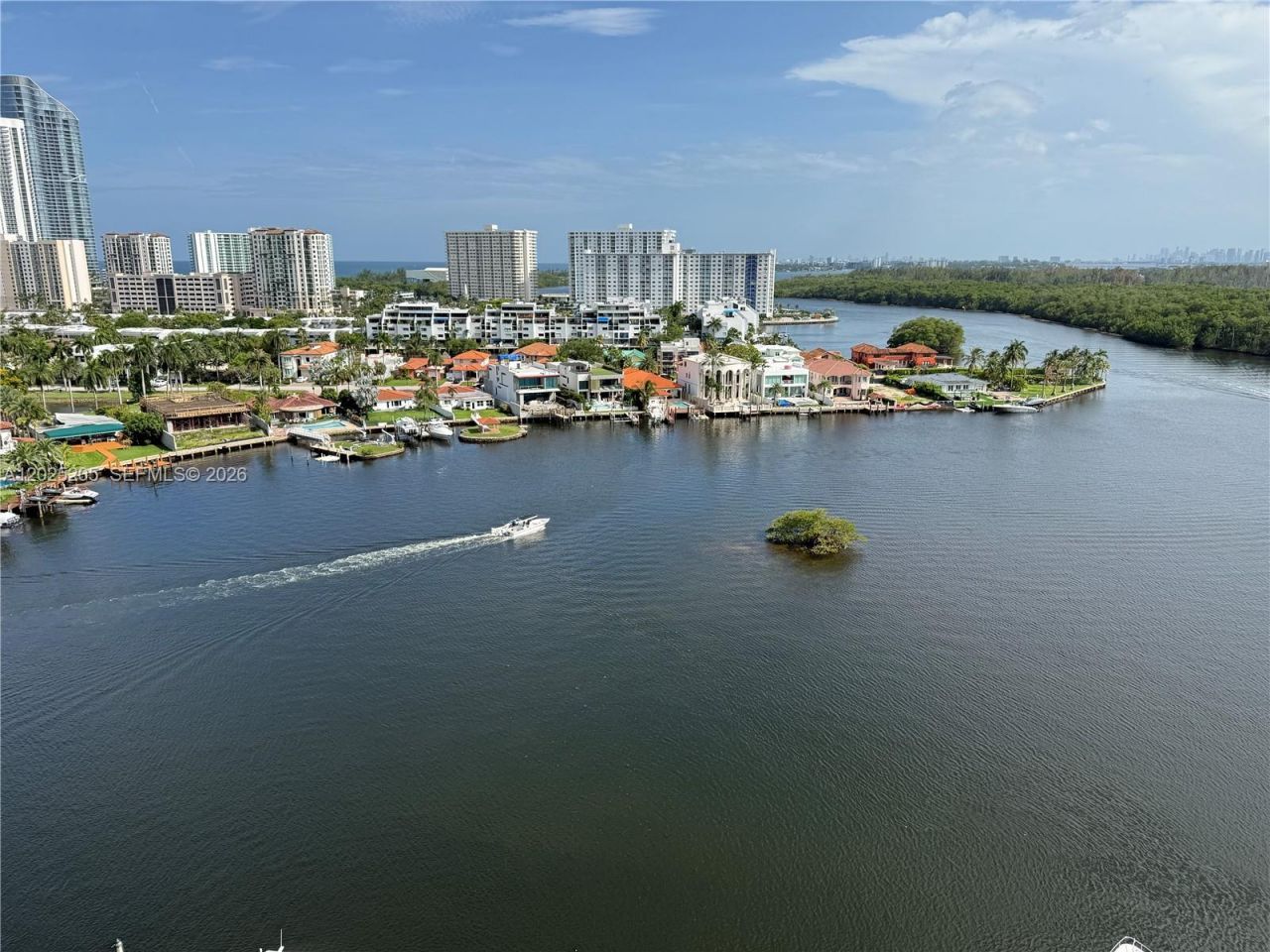 400 Sunny Isles Blvd, Unit 1404, Sunny Isles Beach, FL 33160 Photo