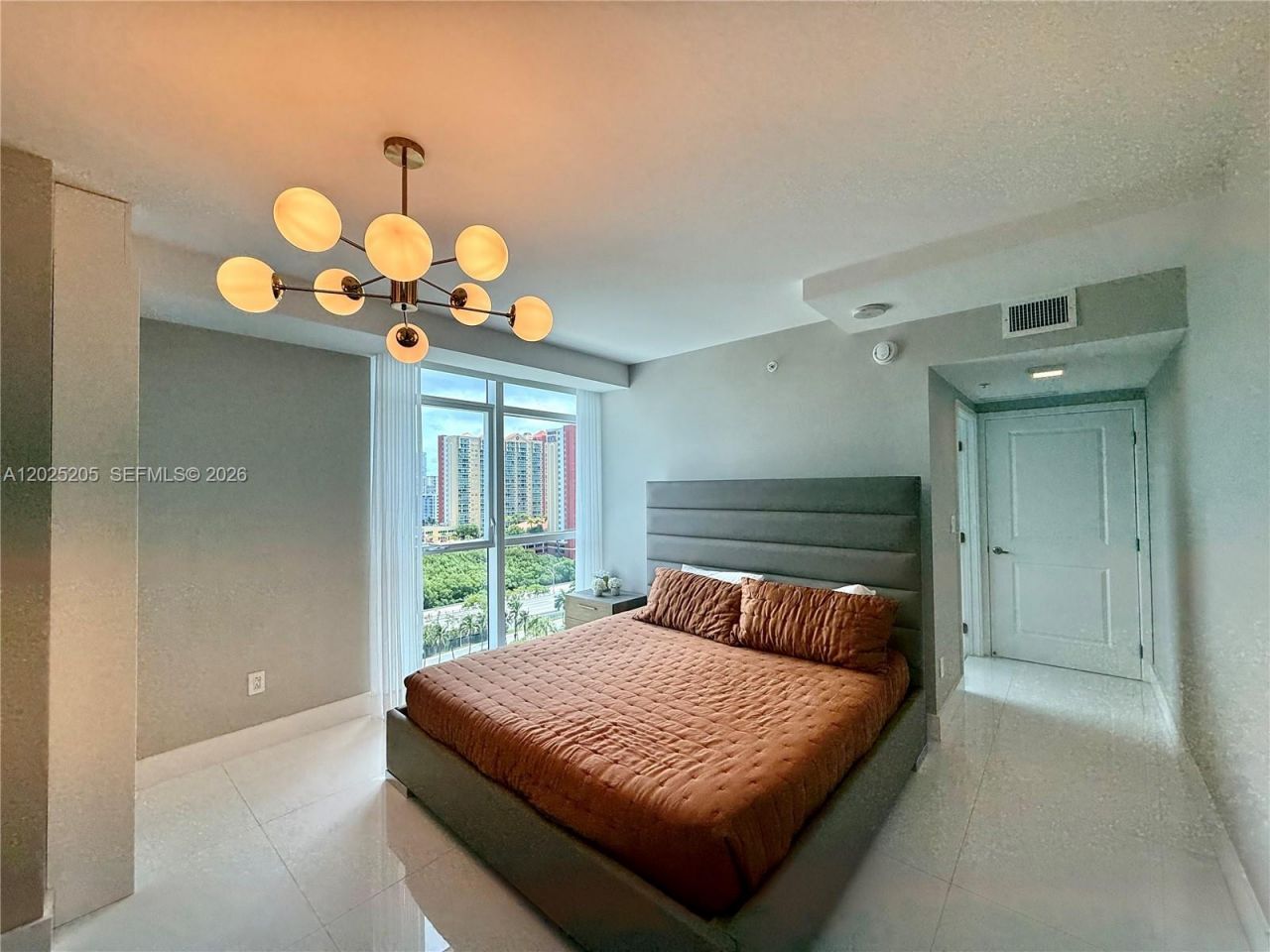 400 Sunny Isles Blvd, Unit 1404, Sunny Isles Beach, FL 33160 Photo