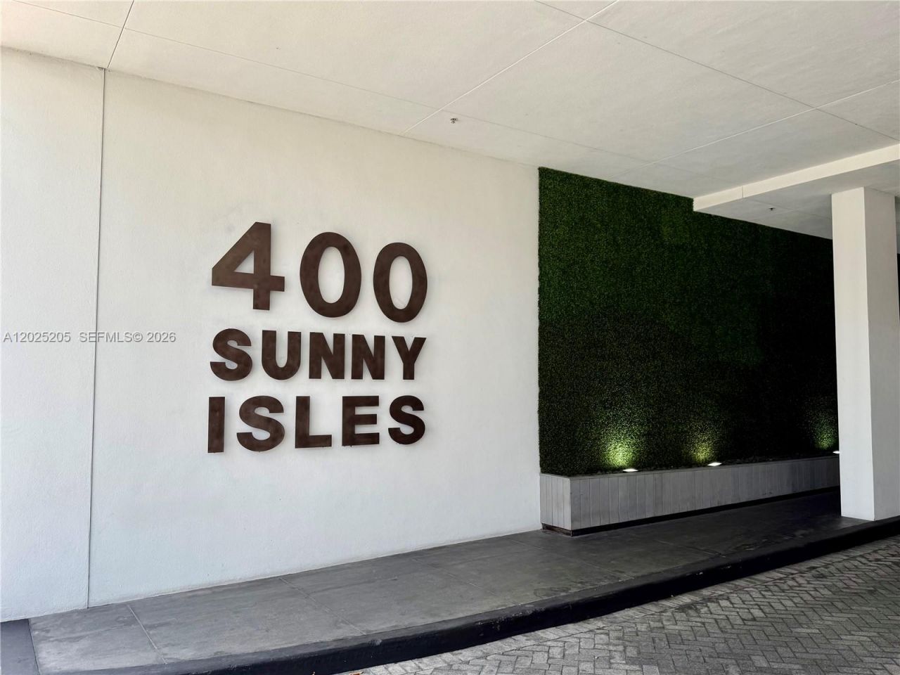 400 Sunny Isles Blvd, Unit 1404, Sunny Isles Beach, FL 33160 Photo