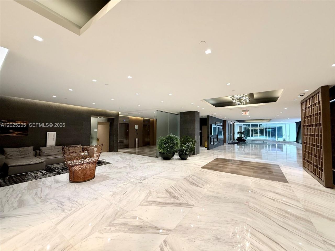 400 Sunny Isles Blvd, Unit 1404, Sunny Isles Beach, FL 33160 Photo