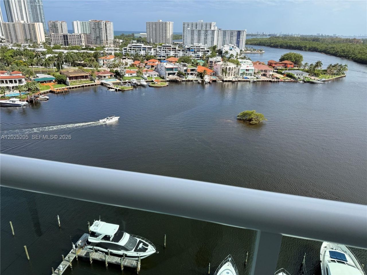 400 Sunny Isles Blvd, Unit 1404, Sunny Isles Beach, FL 33160 Photo