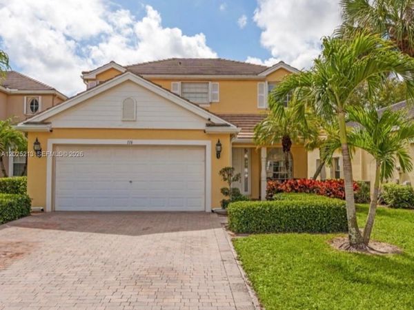 116 Berenger Walk , Royal Palm Beach, FL 33414