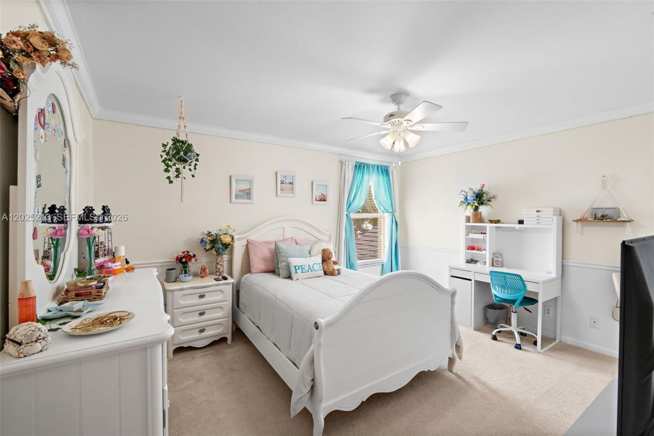 116 Berenger Walk, Royal Palm Beach, FL 33414 Photo