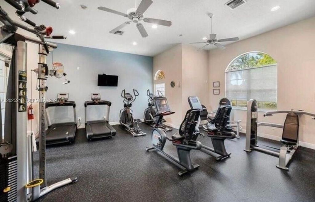 116 Berenger Walk, Royal Palm Beach, FL 33414 Photo