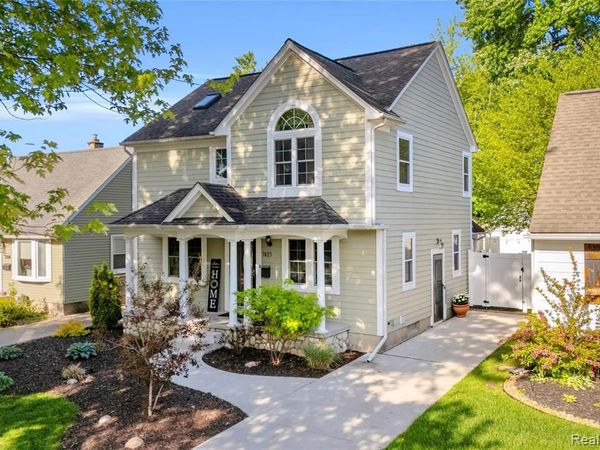 3825 Elmhurst Avenue, Royal Oak, MI 48073