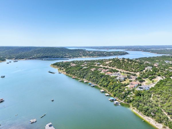 30A Harbor DR, Jonestown, TX 78645