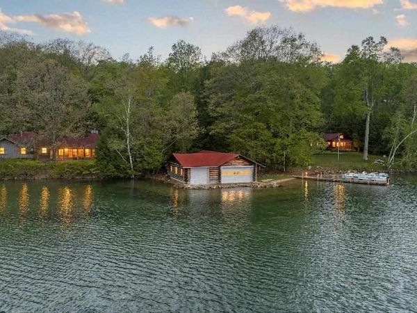 353 & 325 E Shadow Trails Road, Boyne City, MI 49712