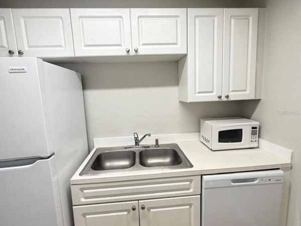 13697 ORANGE SUNSET DRIVE , Unit 101, TAMPA, FL 33618