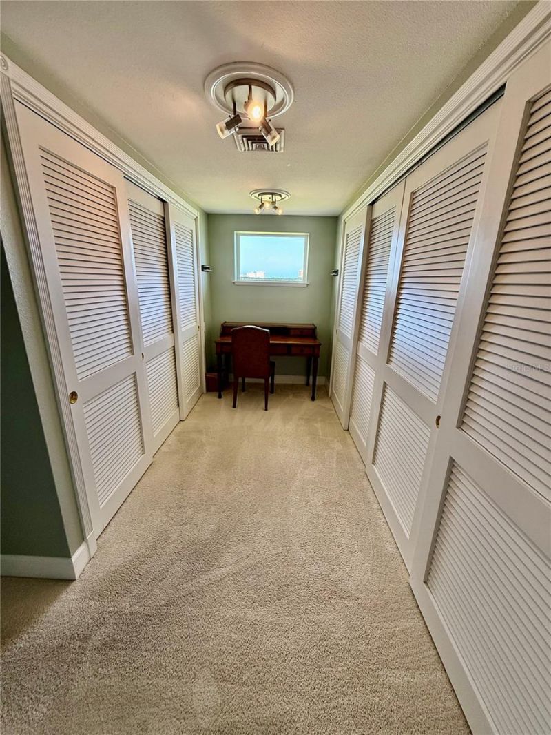 376 W Royal Flamingo Drive, Sarasota, FL 34236 Photo