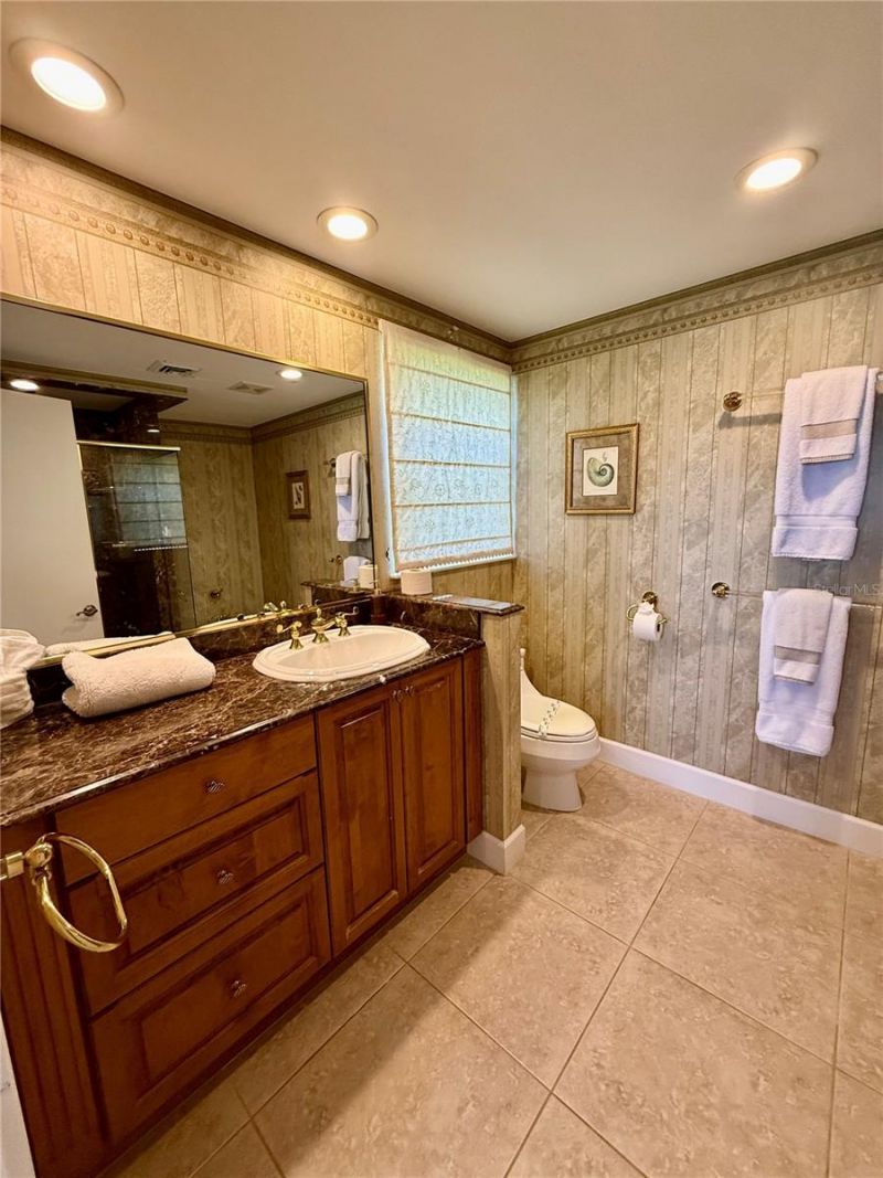 376 W Royal Flamingo Drive, Sarasota, FL 34236 Photo