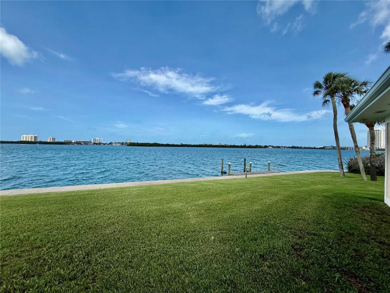 376 W Royal Flamingo Drive, Sarasota, FL 34236 Photo
