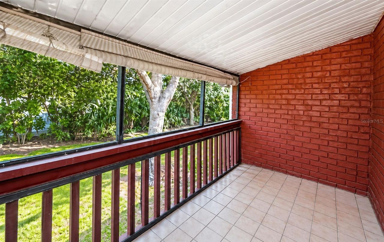 1044 82nd Terrace N, Unit 1044C, Saint Petersburg, FL 33702 Photo