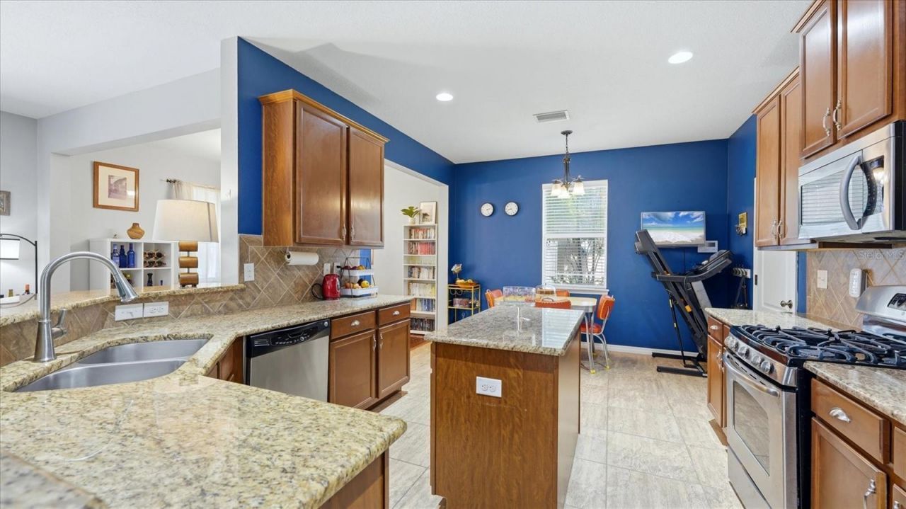 5666 Aaron Court, Sarasota, FL 34232 Photo
