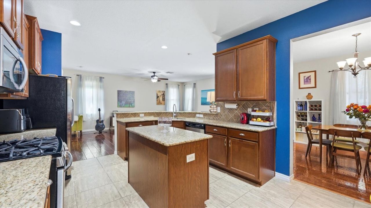 5666 Aaron Court, Sarasota, FL 34232 Photo