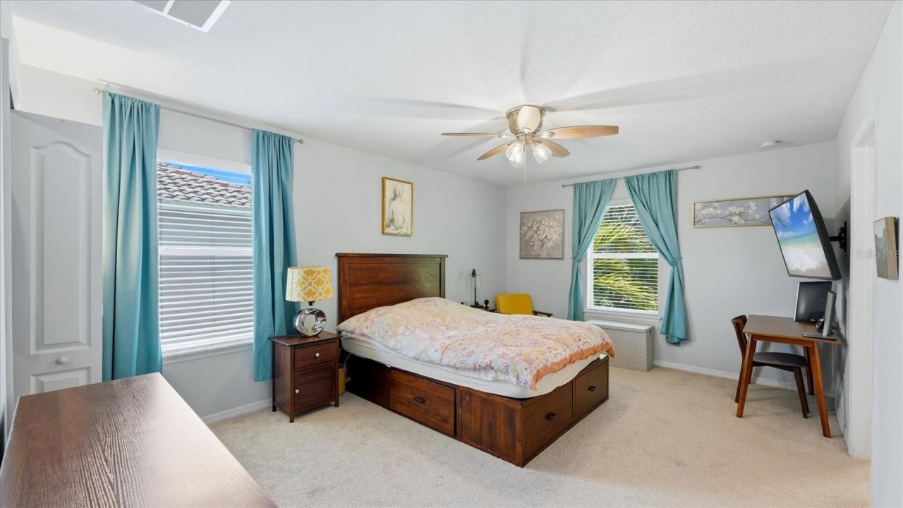5666 Aaron Court, Sarasota, FL 34232 Photo