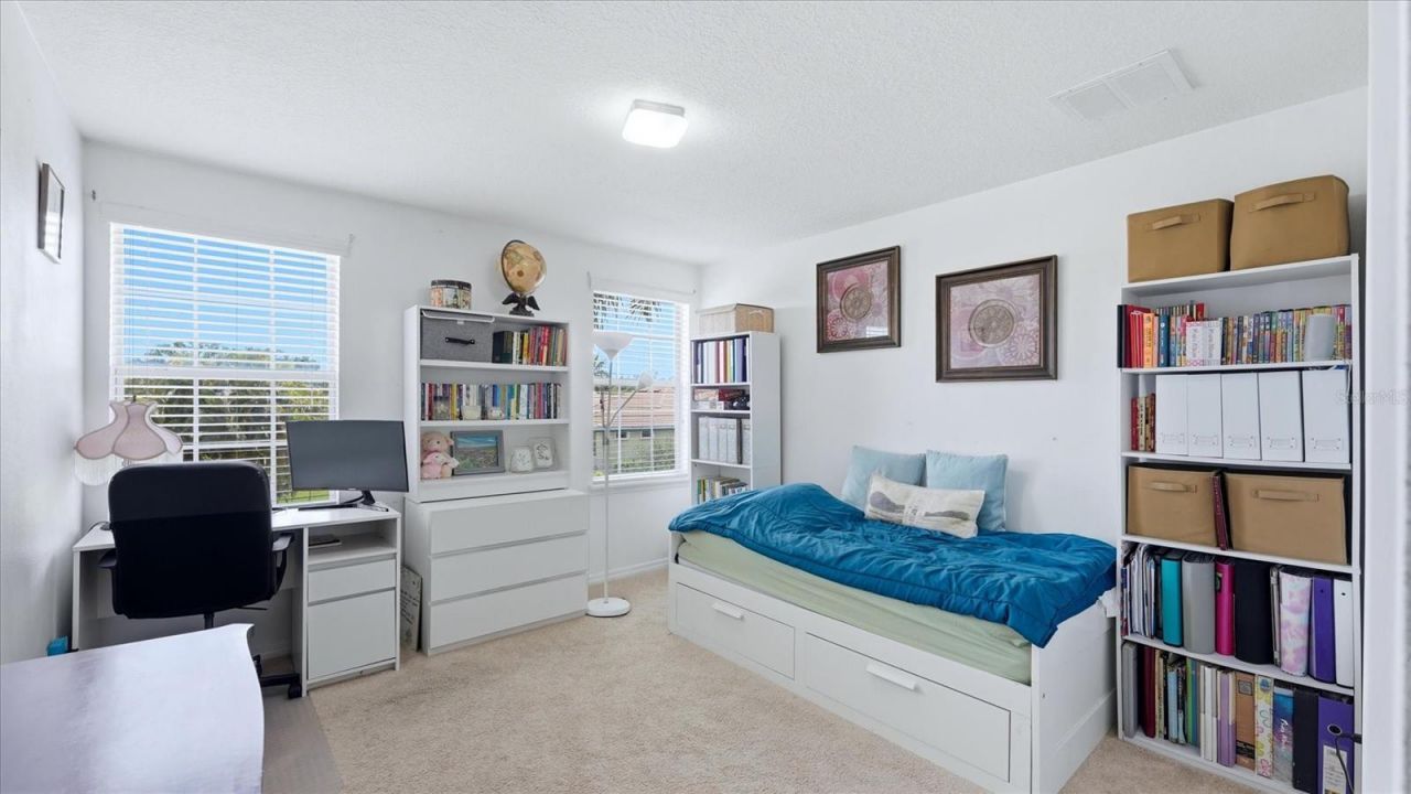 5666 Aaron Court, Sarasota, FL 34232 Photo