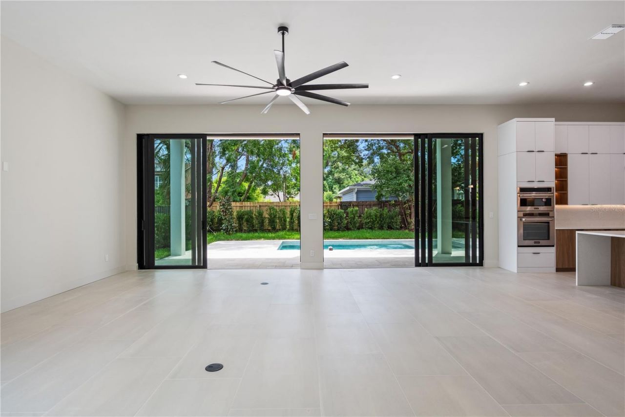 737 N Summerlin Avenue, Orlando, FL 32803 Photo