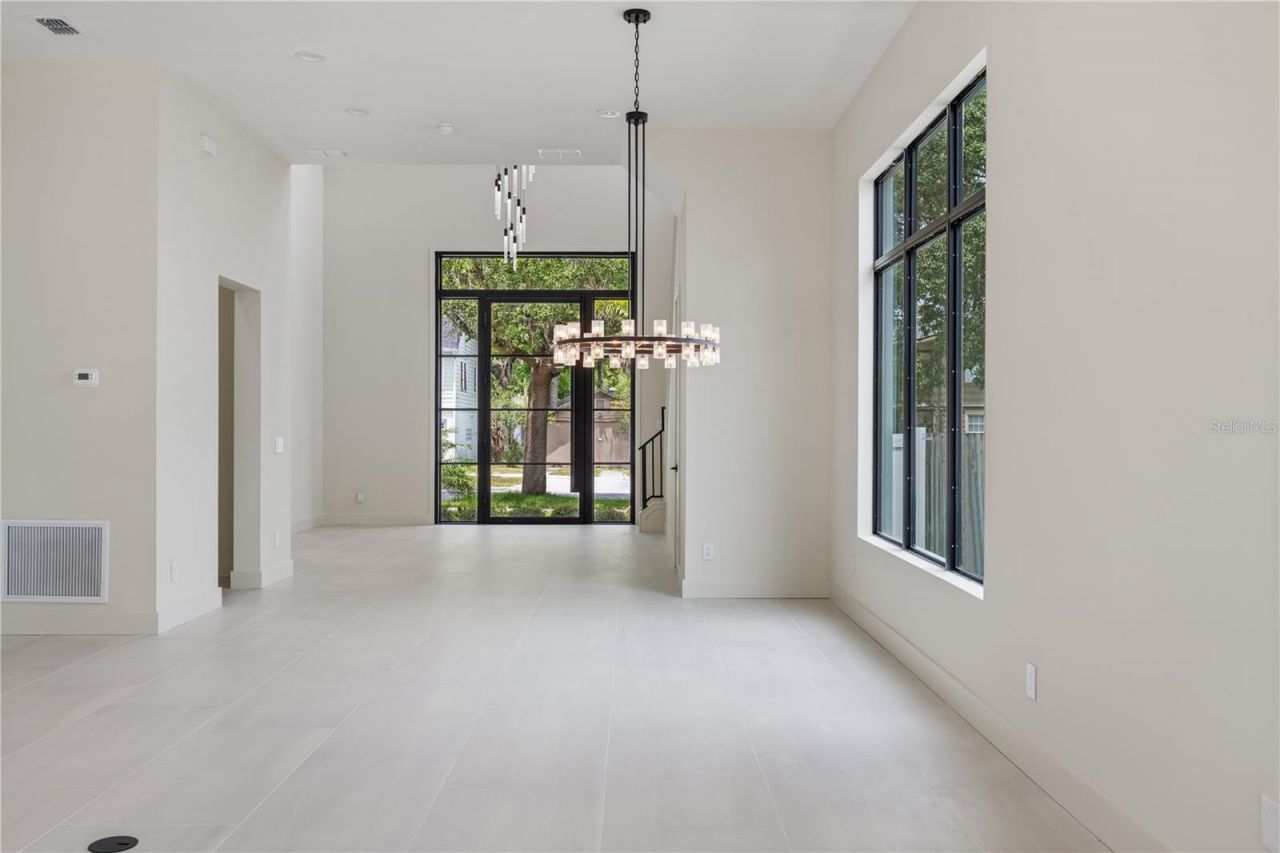 737 N Summerlin Avenue, Orlando, FL 32803 Photo