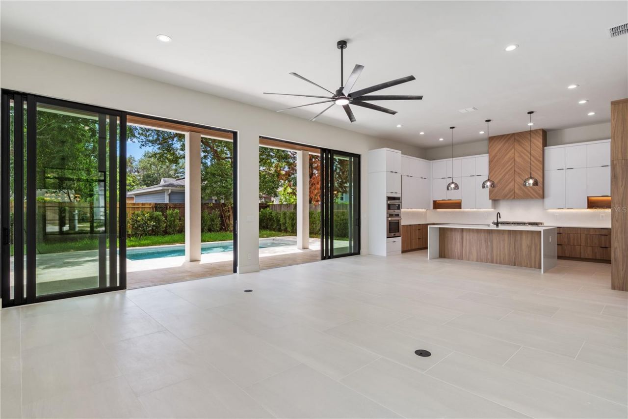 737 N Summerlin Avenue, Orlando, FL 32803 Photo