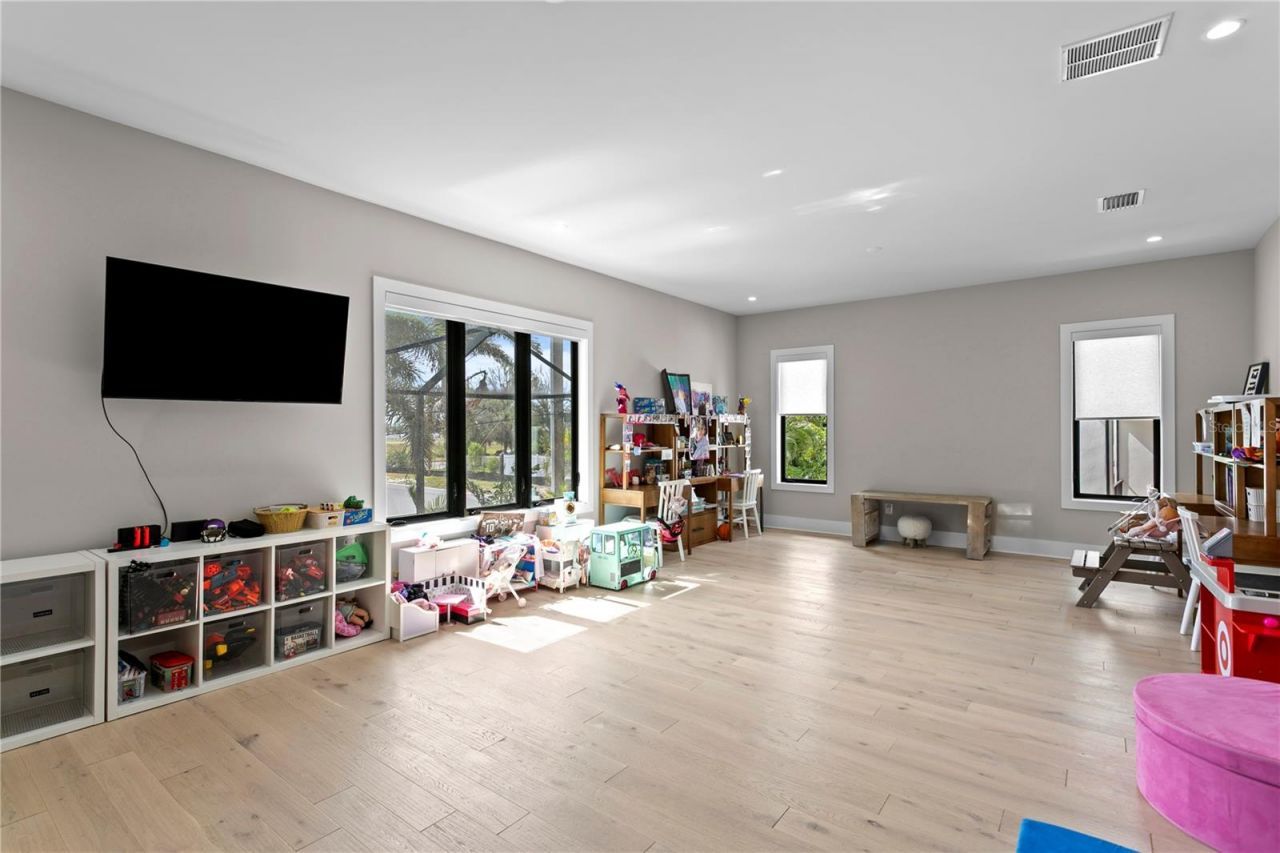 619 Ontario Avenue, Tampa, FL 33606 Photo