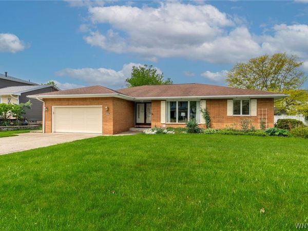 291 Macarthur Drive , Williamsville, NY 14221