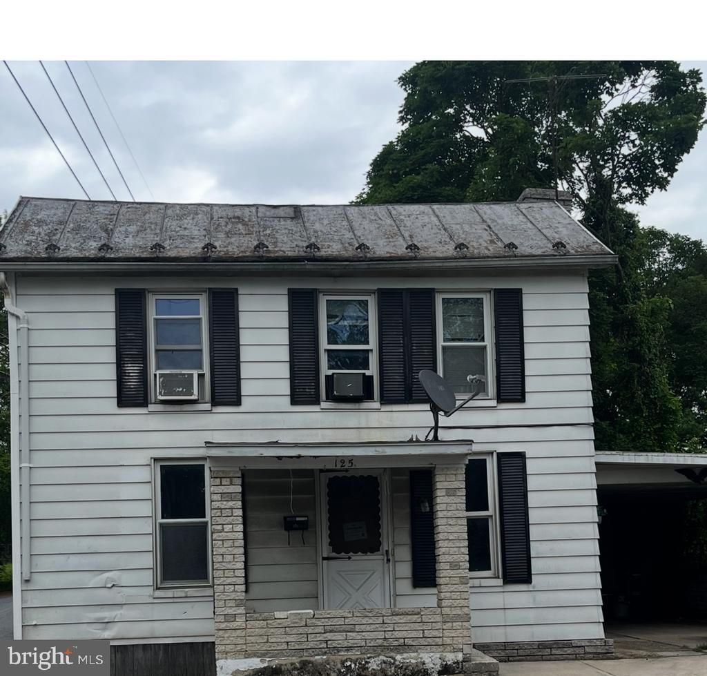125 N WASHINGTON STREET, SHIPPENSBURG, PA 17257