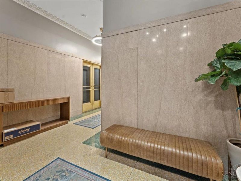26 E Sixth Street, Unit 604, Cincinnati, OH 45202 Photo 39