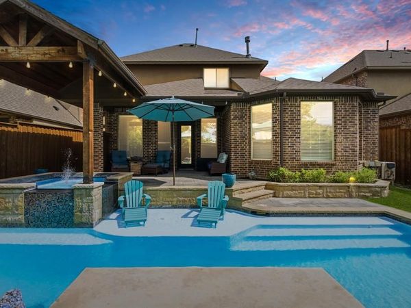 400 Ridgewood Drive, Lewisville, TX 75067