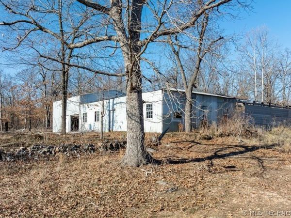 62400 E 220 Road , Fairland, OK 74343