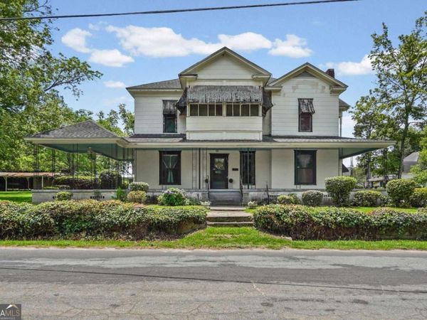 110 W Sixth, Ocilla, GA 31774