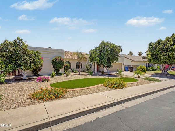 2559 E LOCKWOOD Street, Mesa, AZ 85213