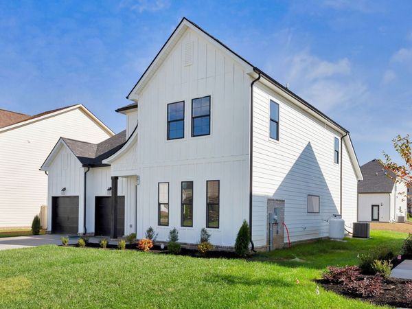 106 Lula Lane, Kingston Springs, TN 37082